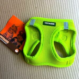 NWT Voyager pet harness, neon green, size XXS